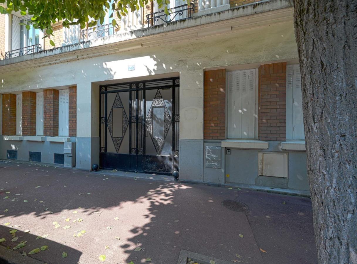 Charmant 2 Pieces A Issy- Les -Moulineaux Apartment Luaran gambar
